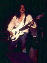 mick1.jpg (32429 bytes)